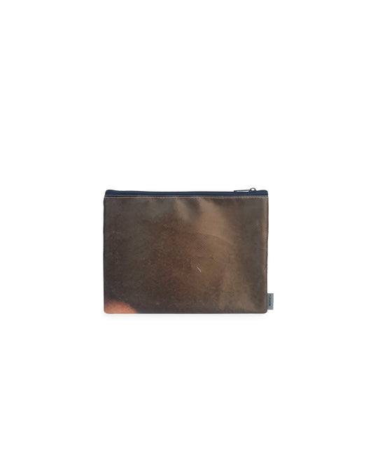 NAKA pouch